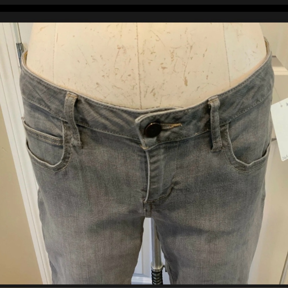 Pilcro and the Letterpress “slim bootcut” Jeans